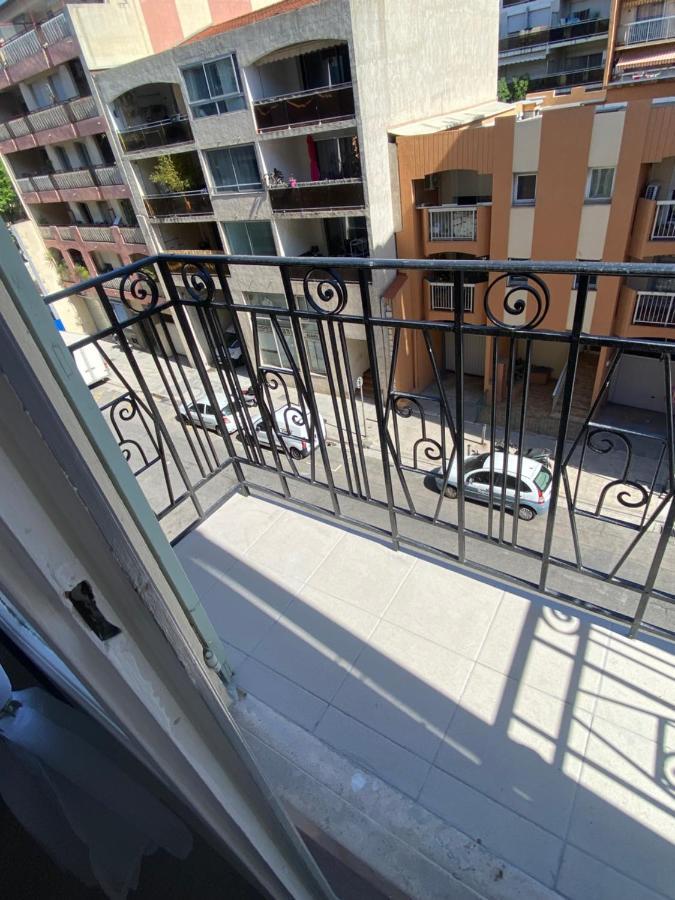 Nice - Appartement T3 Renove De 50 M2 Classe 2 Etoiles Dış mekan fotoğraf